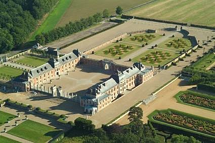chateau champ bataille